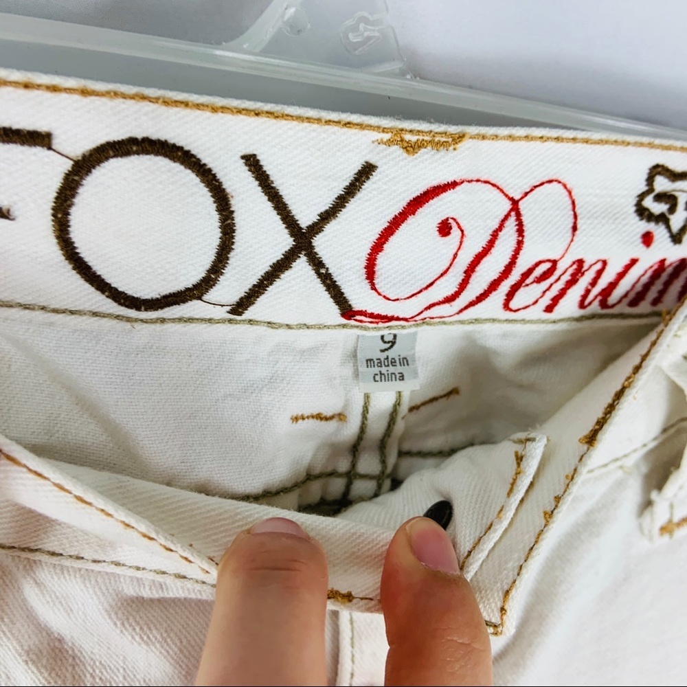 Fox White Women’s Jeans with Brown Pocket Accent - Picture 3 of 8